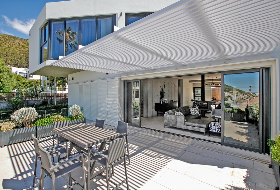 To Let 4 Bedroom Property for Rent in Fresnaye Western Cape
